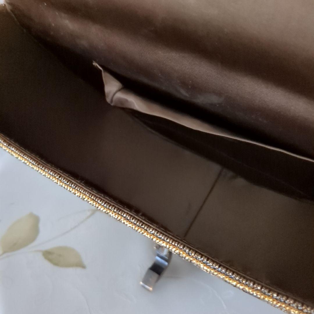 ルミーはしもと　ビーズ刺繍 半月型パーティーバッグ