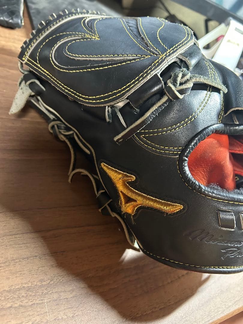 ミズノプロ 左投げ 投手用 グローブ ブラック 高校野球対応 硬式用