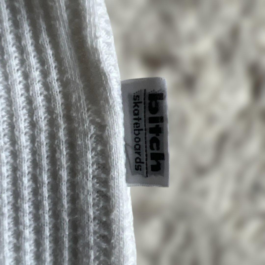 bitch skateboard/ビッチスケートボード/VネックリブTシャツ/