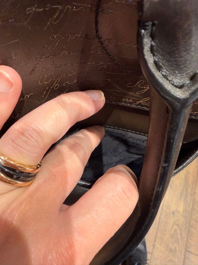 Berluti カリグラフィ トゥジュール ベルルッティ トートバッグ ビジネス