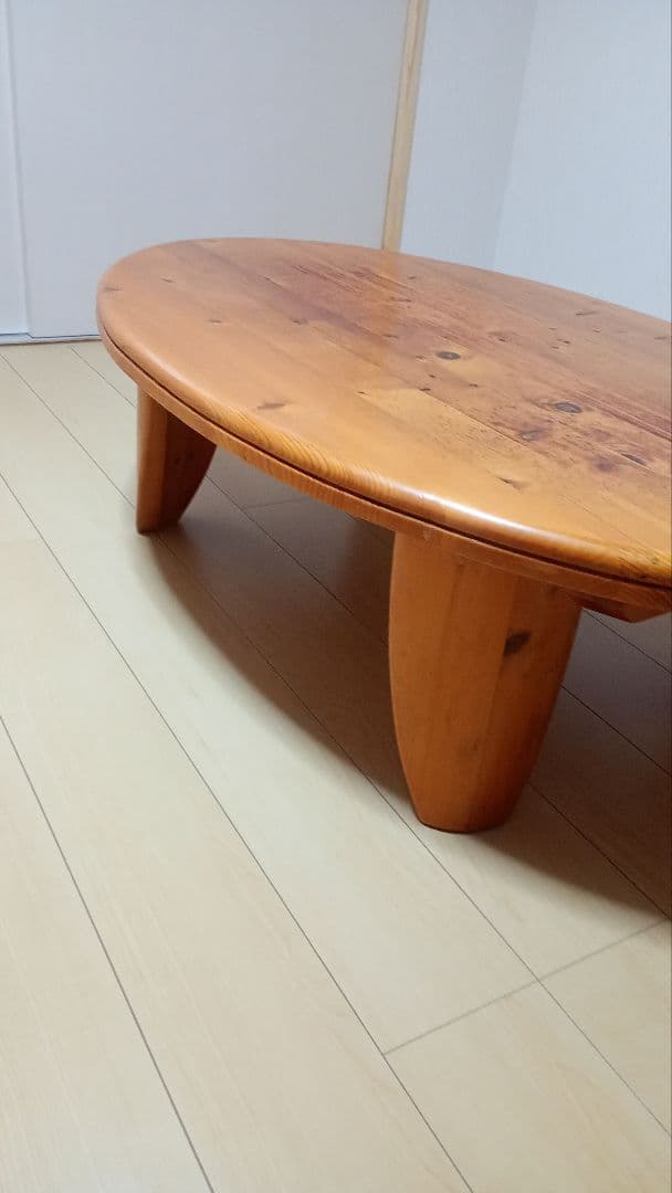 楕円形木製センターテーブル