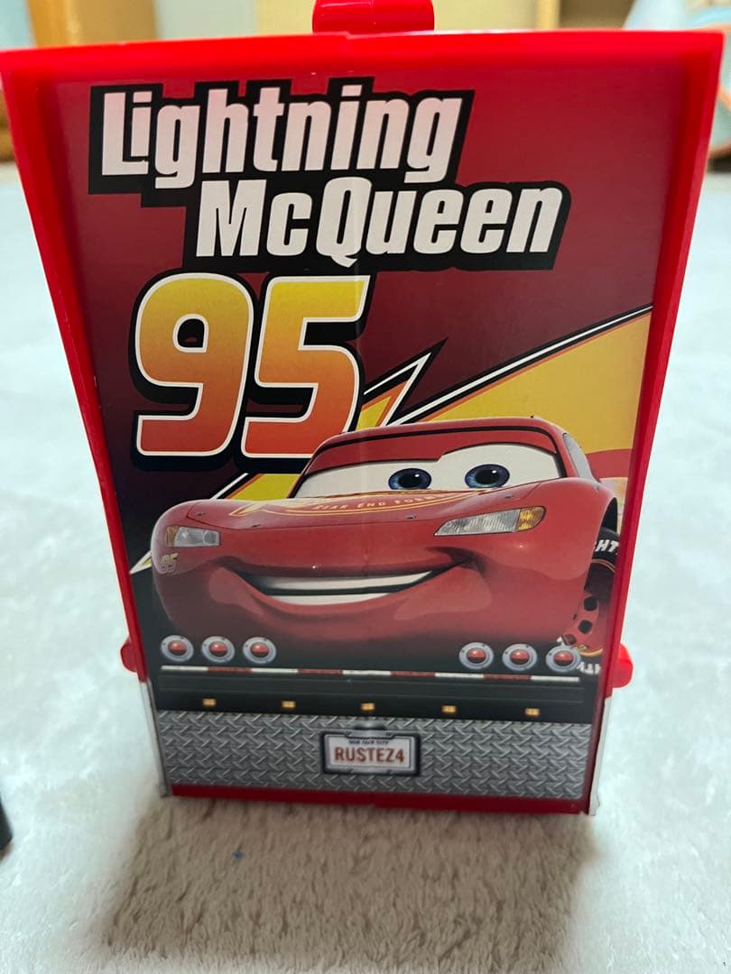 まとめ売り たくさんのせよう！大きなマック トレーラー カーズトミカ32台　廃盤