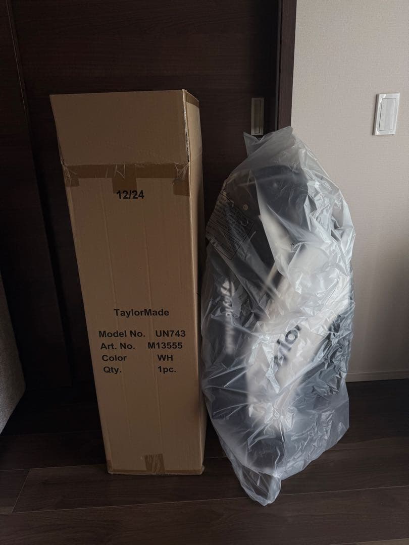 TaylorMade テーラーメイド キャディバッグ 黒/白