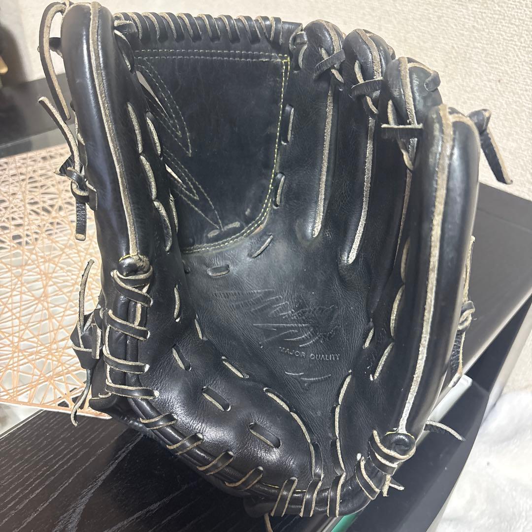 ミズノプロ硬式グローブ 投手用 　[最高級キップレザー使用][若牛革極めが細かい
