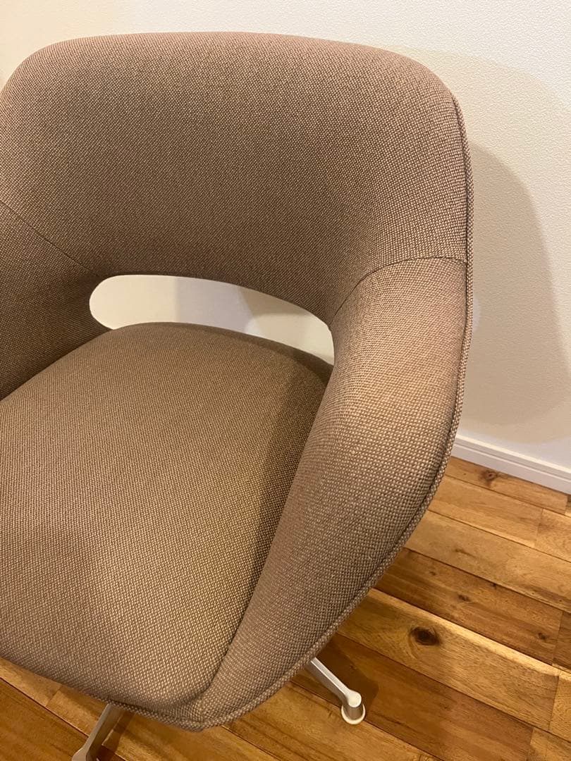 ブラウンベージュ 回転式カフェチェア（1脚） ヴィンテージ