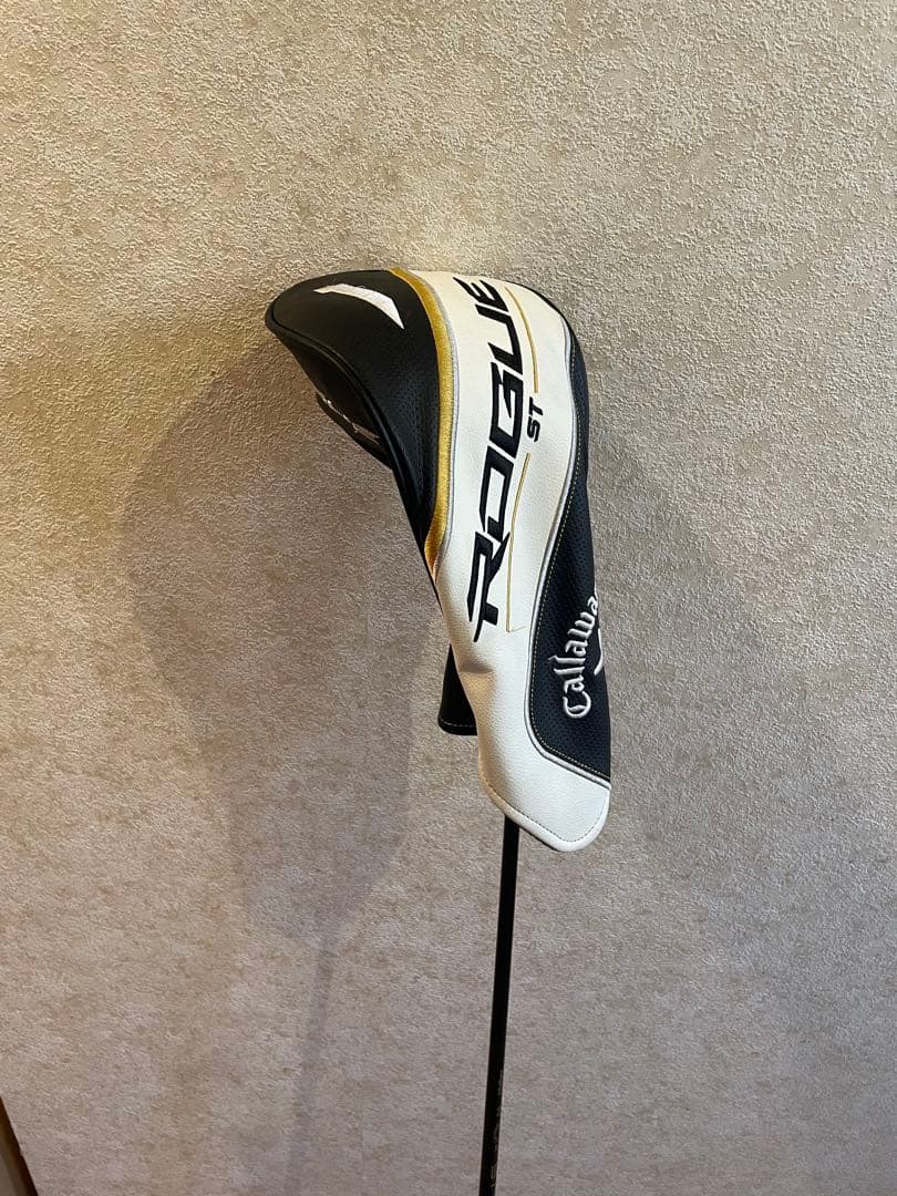 ローグST MAX 9° ドライバー　ヘッドカバー　シャフト付き