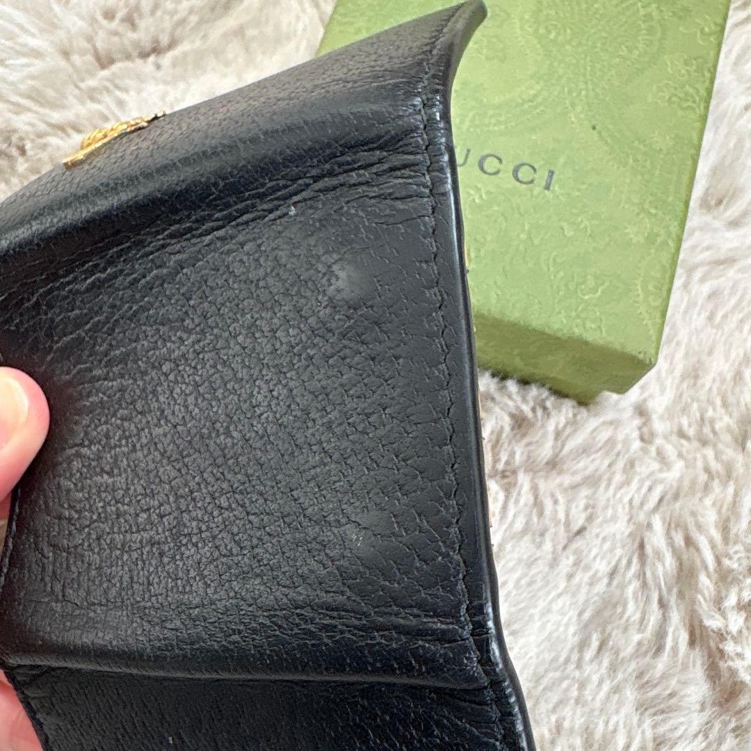 希少！GUCCI グッチ 黒 レザー 6連キーケース 蜂モチーフ BEE