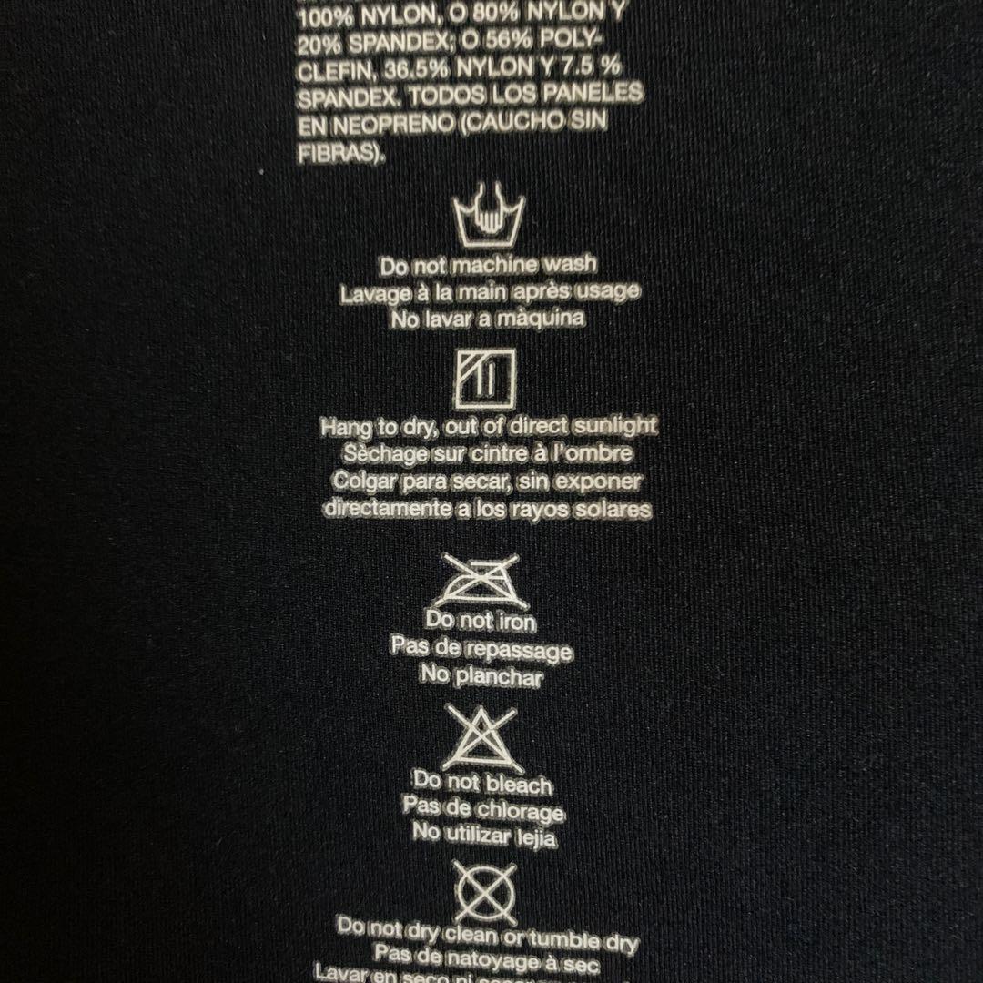 Hurley フロントジッパー タッパー ブラック/フラワー柄