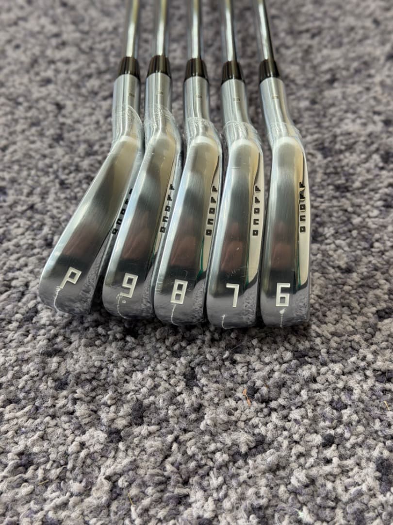 新品未使用品　ONOFF FORGEDクロ　5本 6i〜PWNS950NEO S