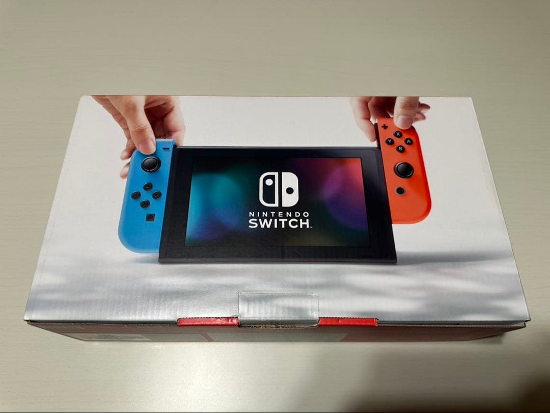 Nintendo Switch本体青/赤Joy-Con
