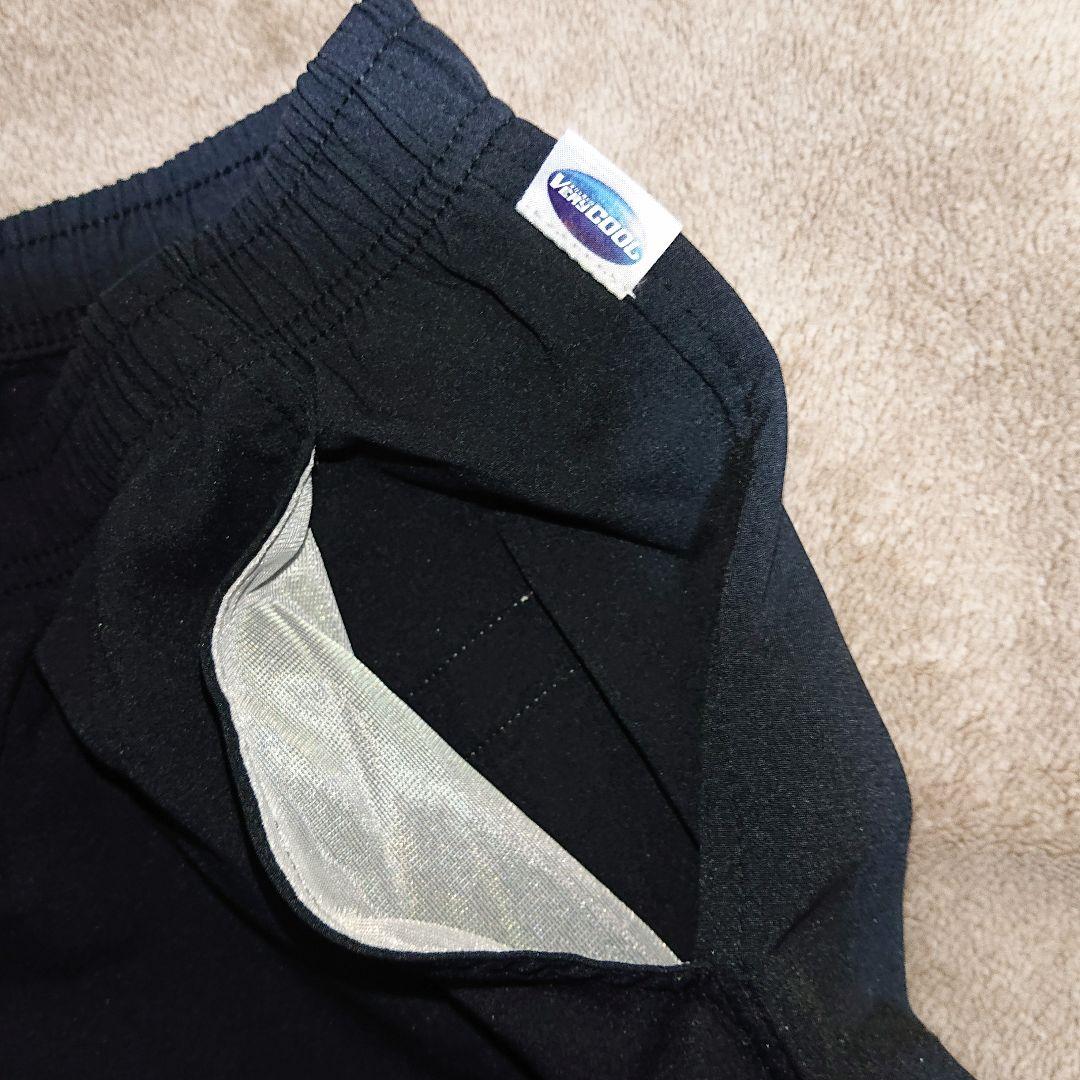 【美品】YONEX☆ハーフパンツ☆Lサイズ☆黒☆