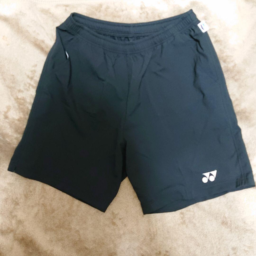 【美品】YONEX☆ハーフパンツ☆Lサイズ☆黒☆