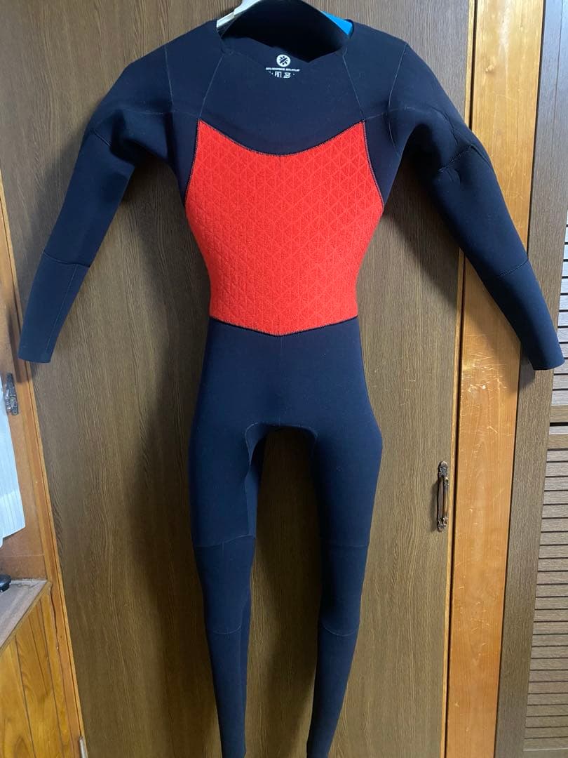 新品未使用⭐️ロキシー　セミドライウエットスーツ　L