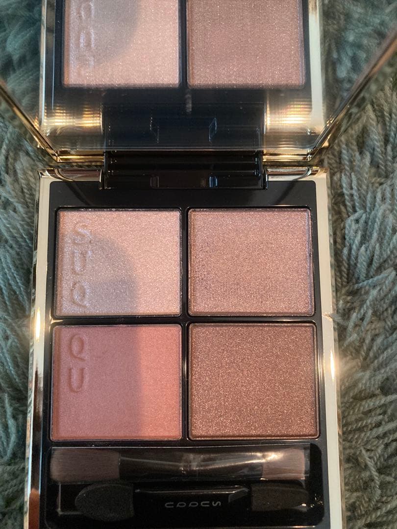 【ほぼ新品】 SUQQU シグニチャーカラーアイズ　01 アイシャドウ