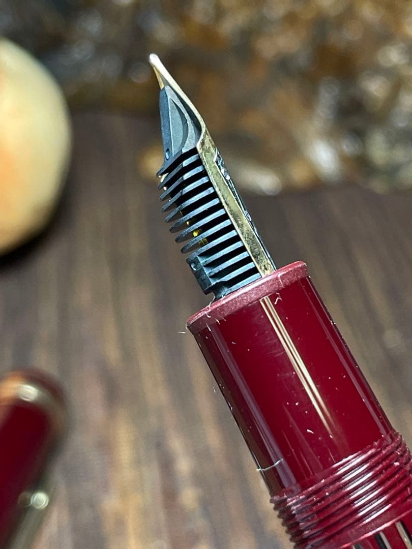 モンブラン 万年筆 １４６ ルグラン ボルドー マイスター