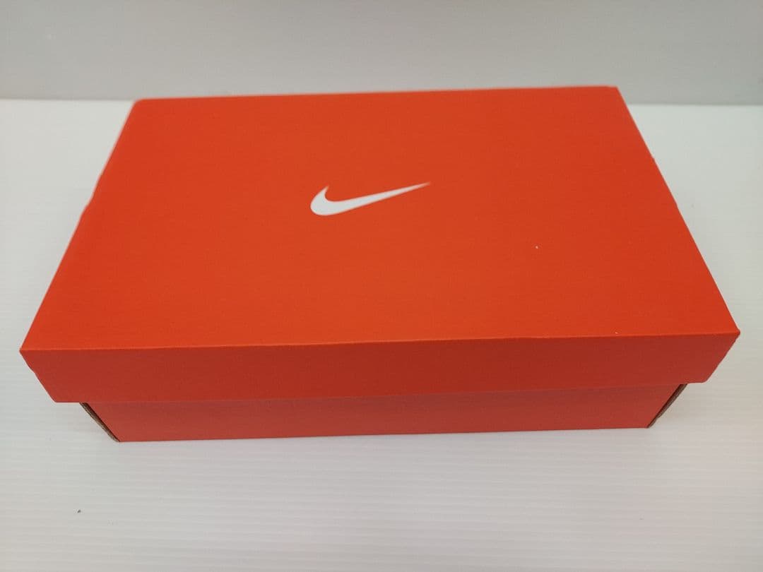 【新品未使用】Nike 陸上スパイク ピンク 収納袋付き　28.5