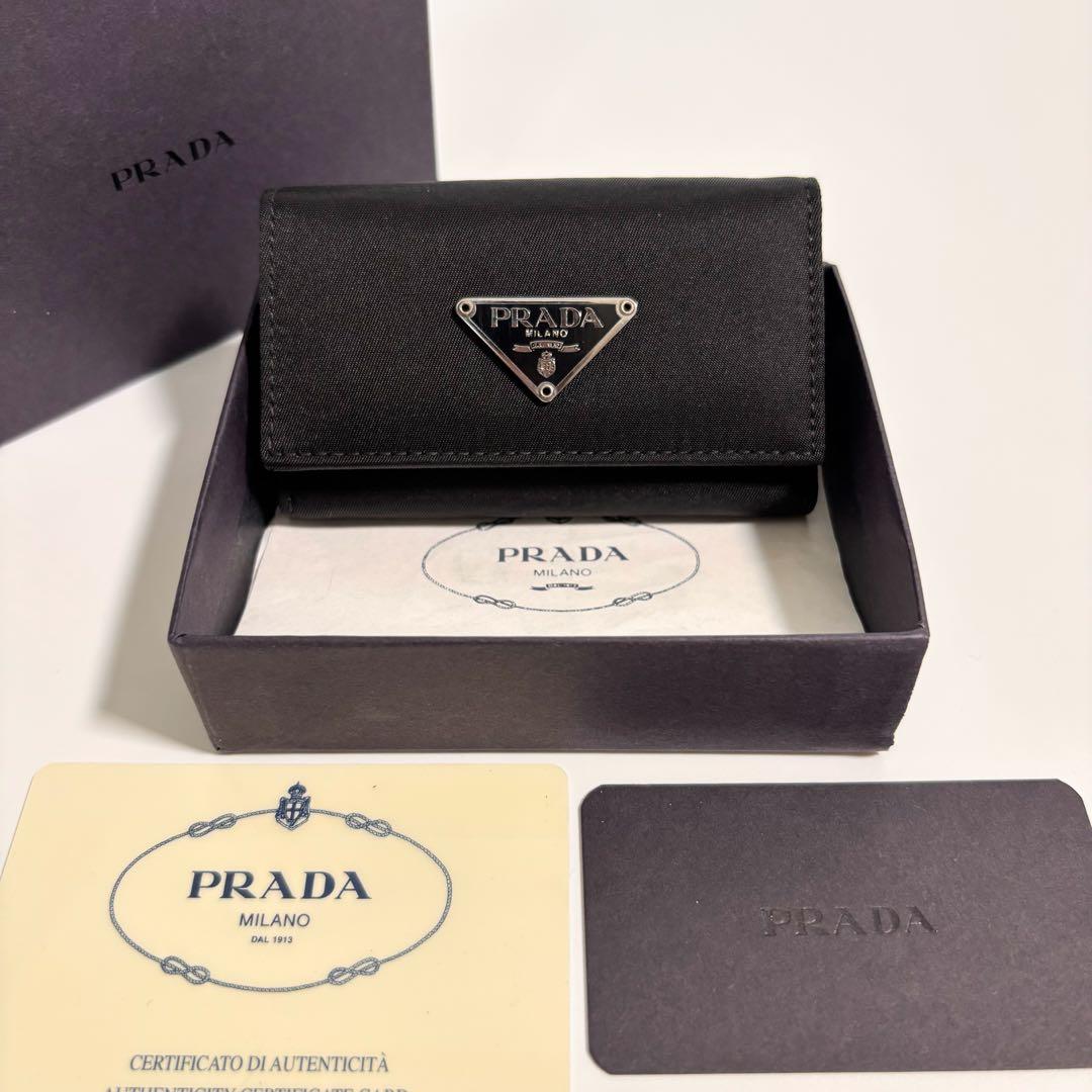 極美品✨️PRADA 6連 キーケース 三角ロゴ サフィアーノレザー