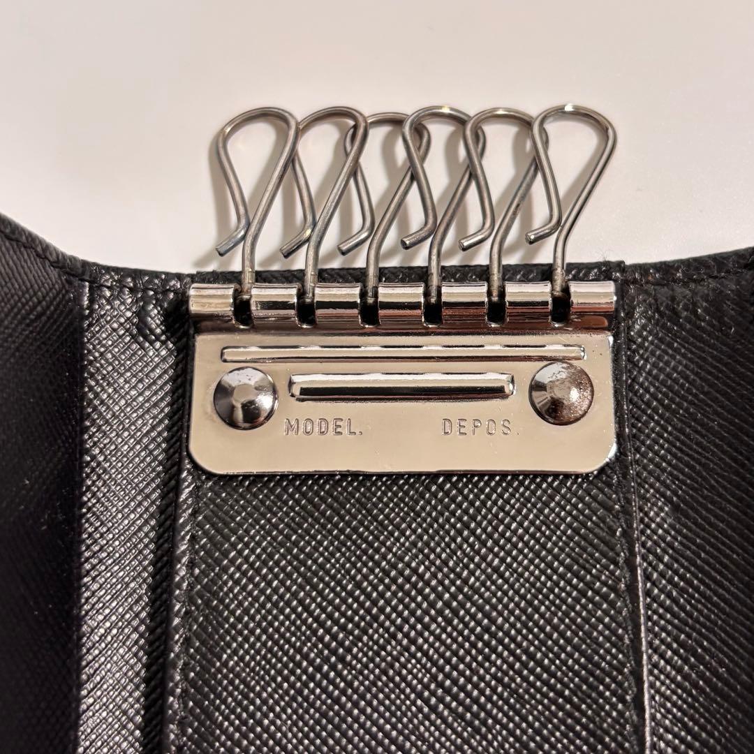 極美品✨️PRADA 6連 キーケース 三角ロゴ サフィアーノレザー