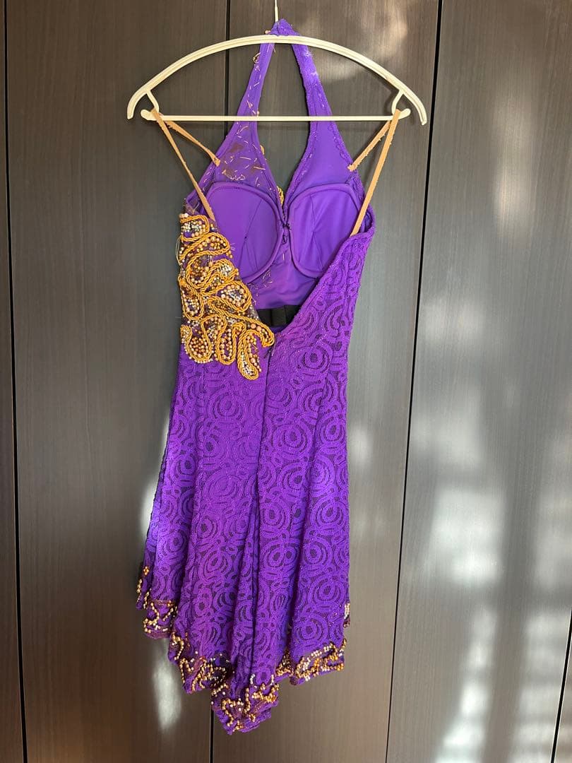 社交ダンスデモ、競技用衣装