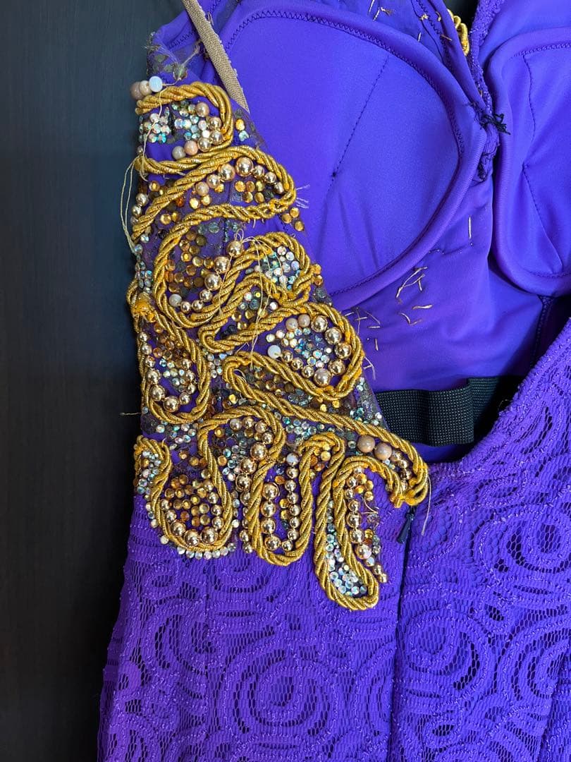 社交ダンスデモ、競技用衣装