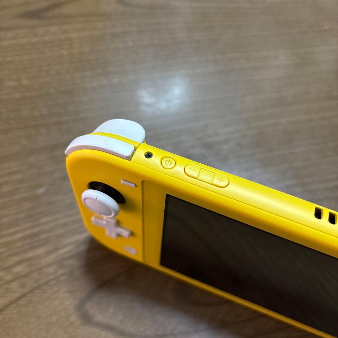 L*s様 Nintendo Switch Lite イエロー 本体 美品