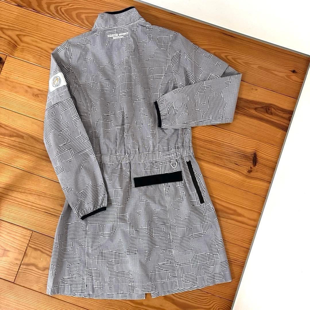 マスターバニー　ゴルフレインウェア