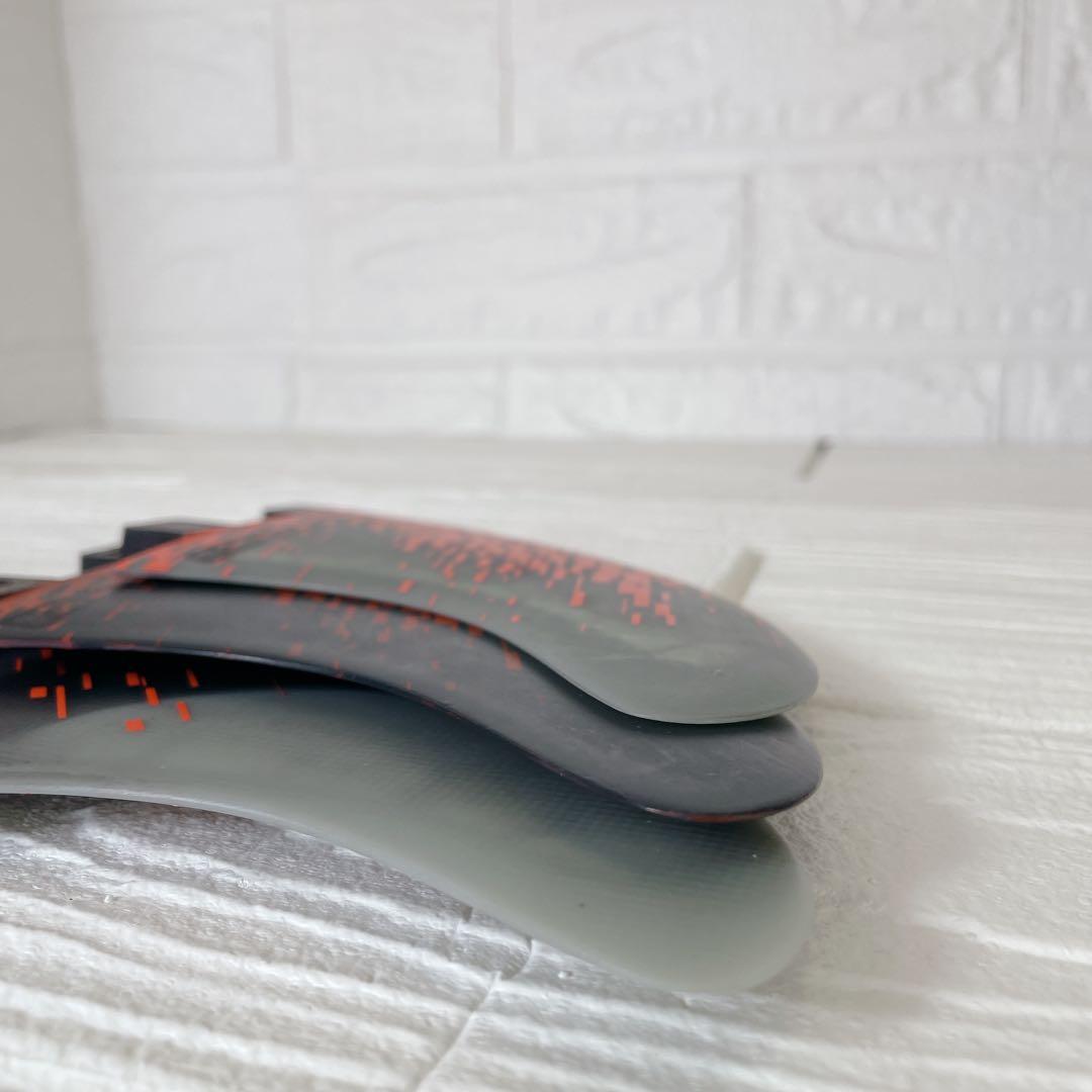 美品　FCS PC3 PC TRI FIN SET トライフィン　Sサイズ