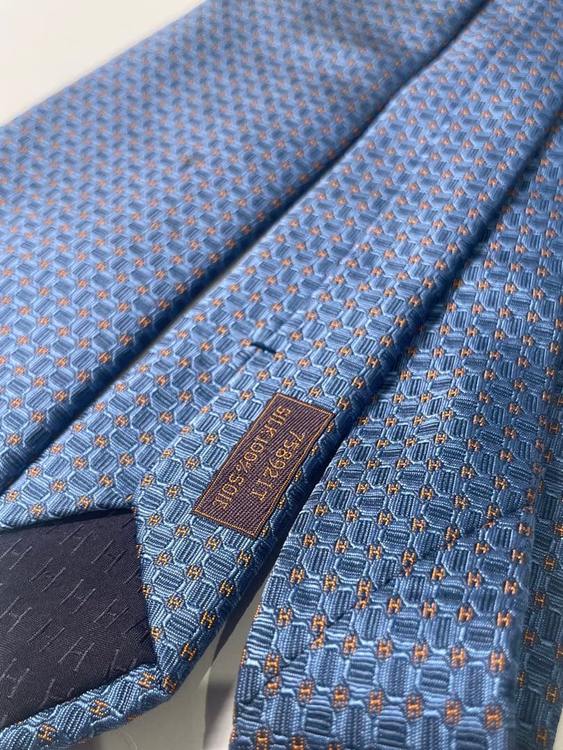 【美品】HERMES H総柄 シルクネクタイ スカイブルー　オレンジ