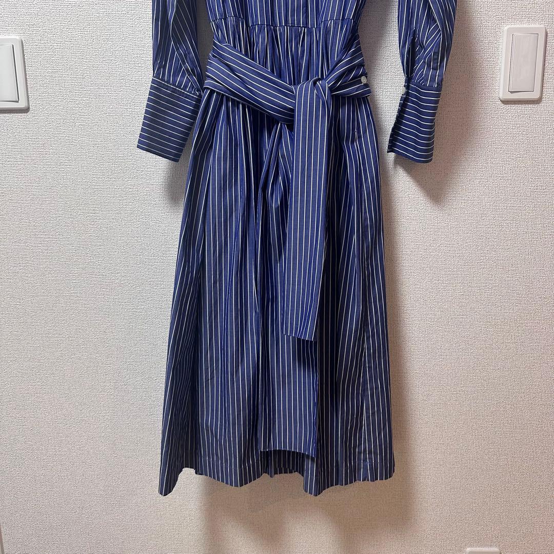 emmi atelier エミ ストライプ ボリュームワンピースネイビーほぼ新品
