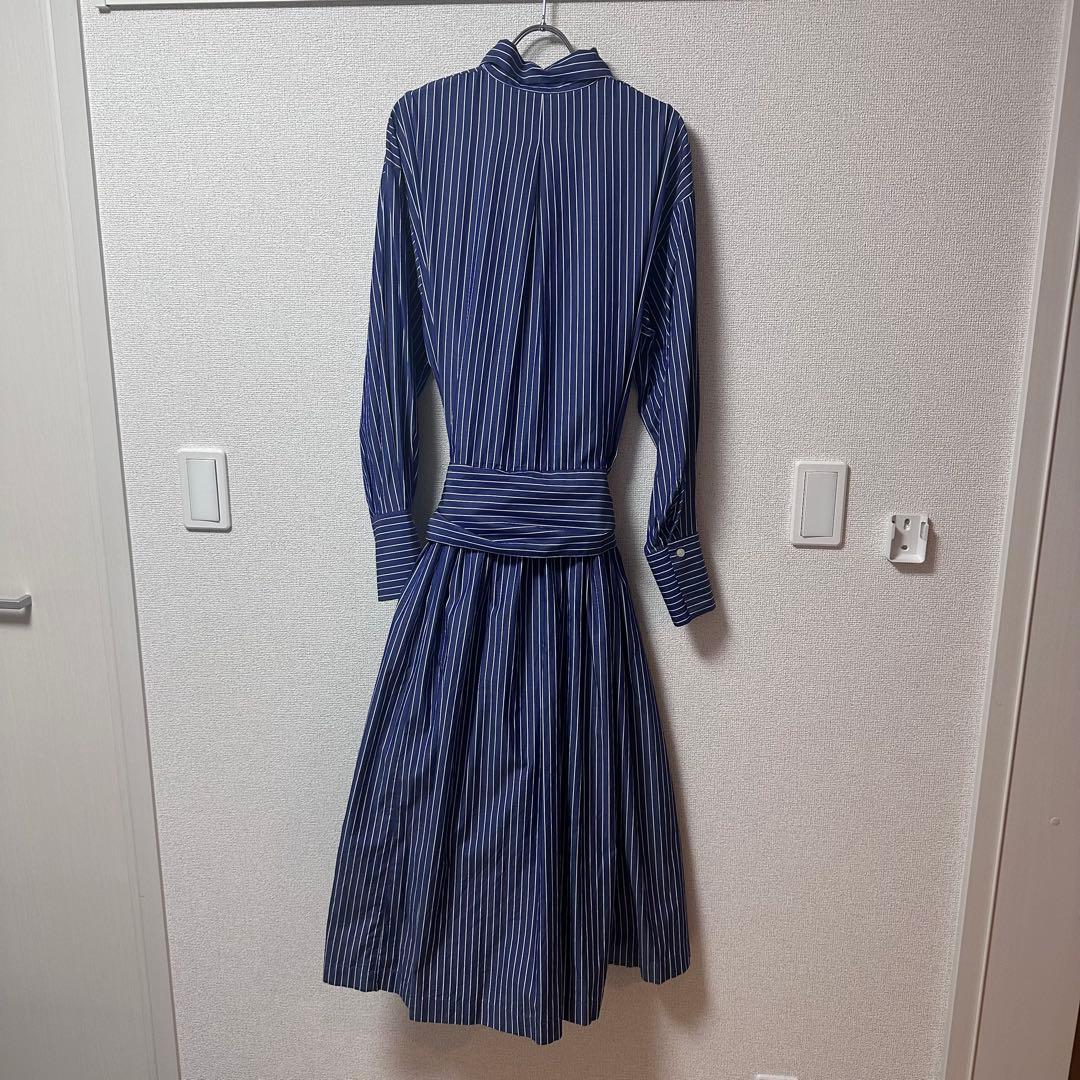 emmi atelier エミ ストライプ ボリュームワンピースネイビーほぼ新品