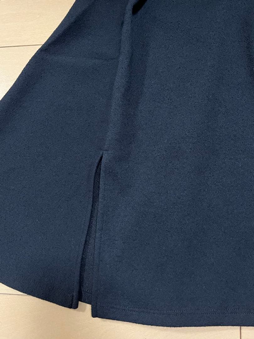 新品／BEARDSLEY ビアズリー　ブークレフレアーベスト　ブラック