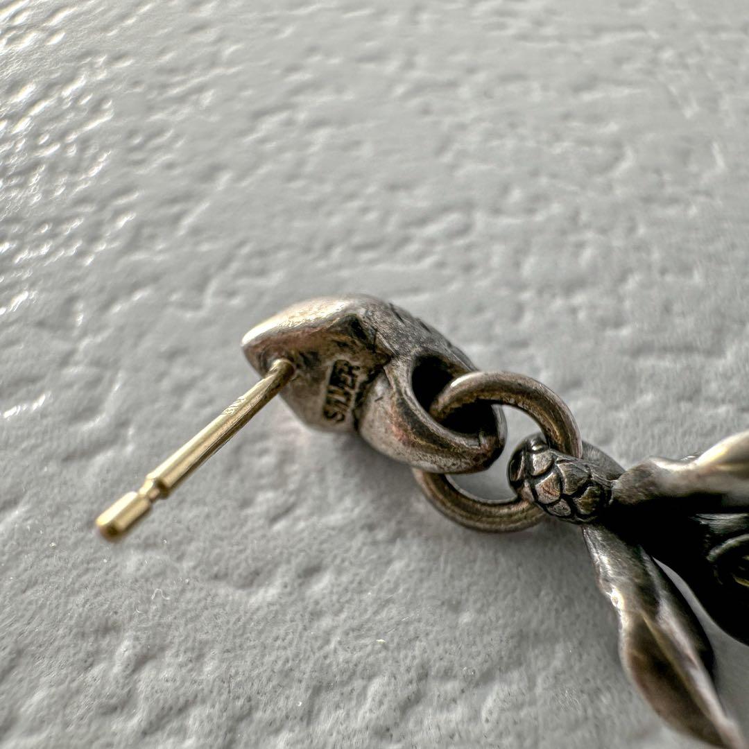 Bloody Mary　マーメイド　フィン　ピアス　ポストK18　シルバー