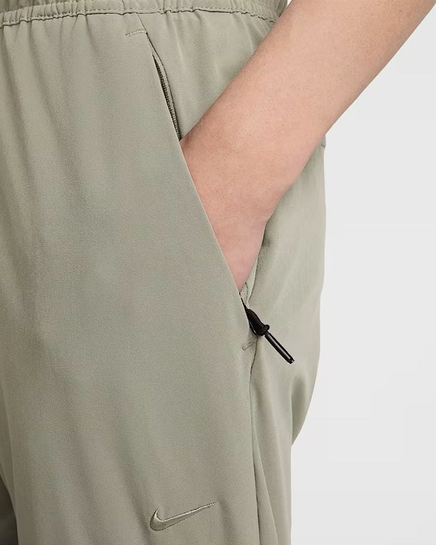 ナイキ メンズ Dri-FIT ストレートレッグ ヴァーサタイルパンツ L新品