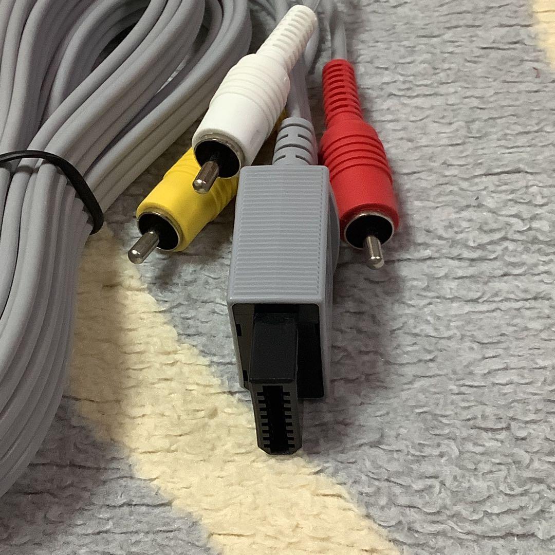 Wii本体 (クロ) Wiiリモコンプラス同梱) (RVL-S-KAAH)