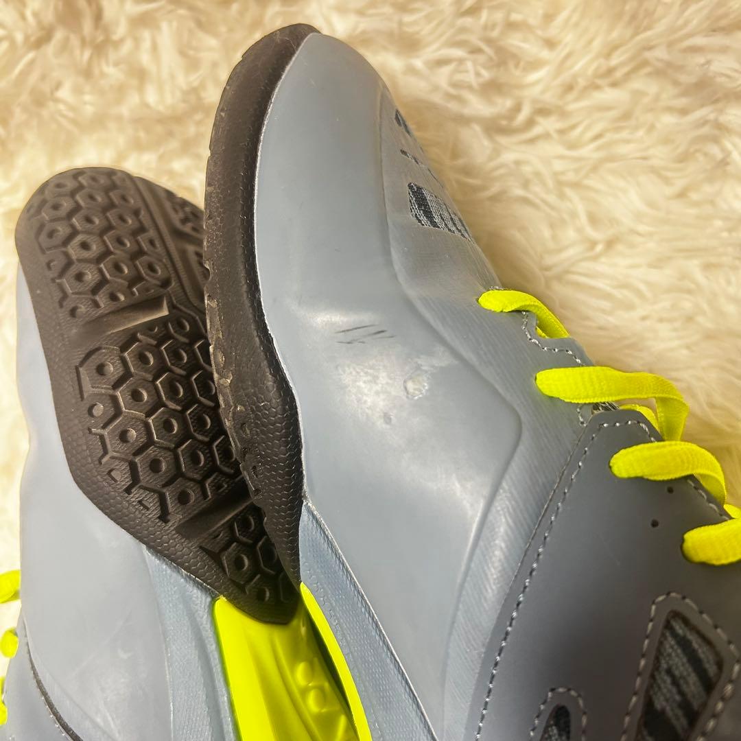 YONEX 840MID バドミントンシューズ グレー/ライム 26cm