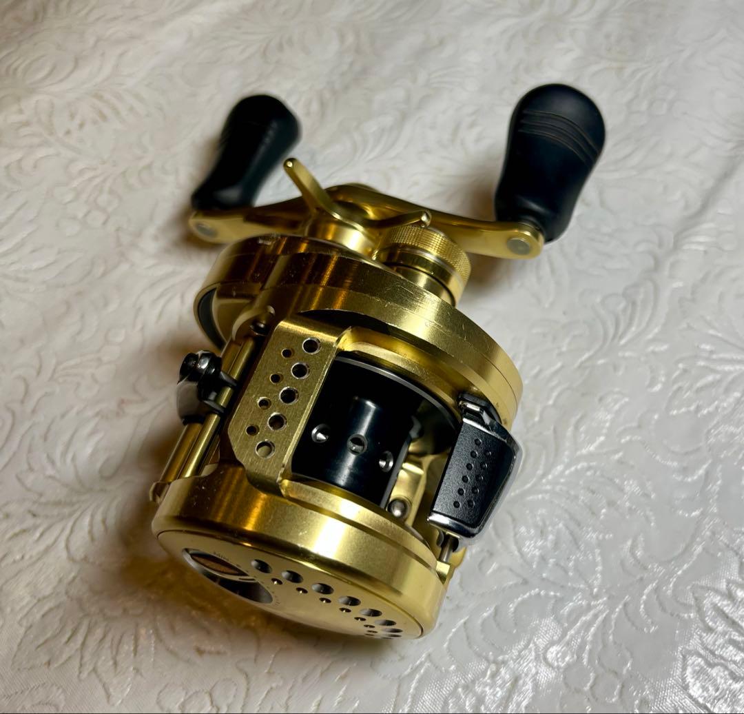 美品！　シマノ　14 カルカッタ　コンクエスト200 綺麗です！