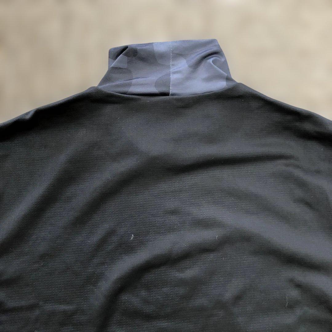 マーク&ロナ　メンズゴルフカモフラージュ長袖ハイネックシャツ