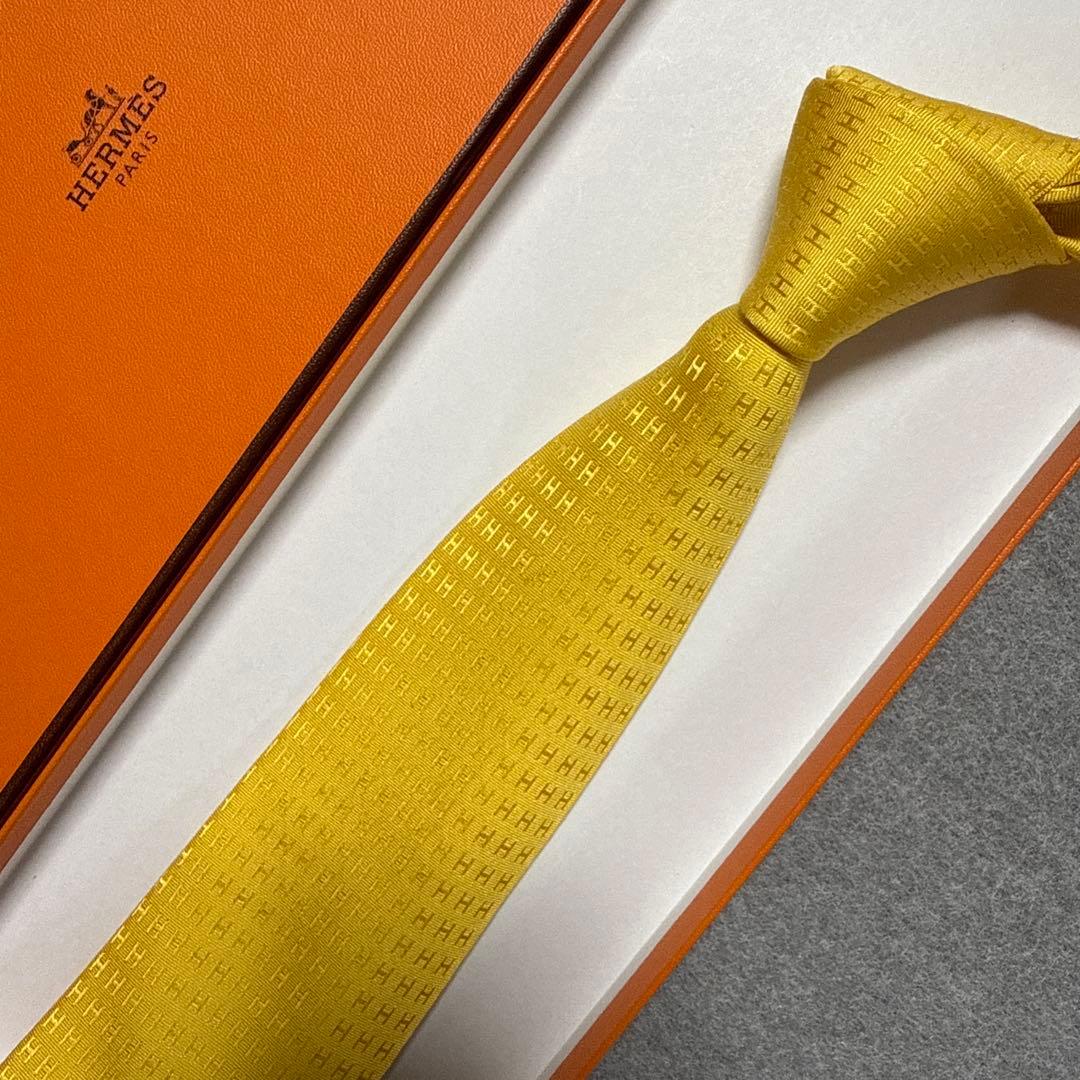 エルメス　ネクタイ　黄色　H柄H織ファソネ