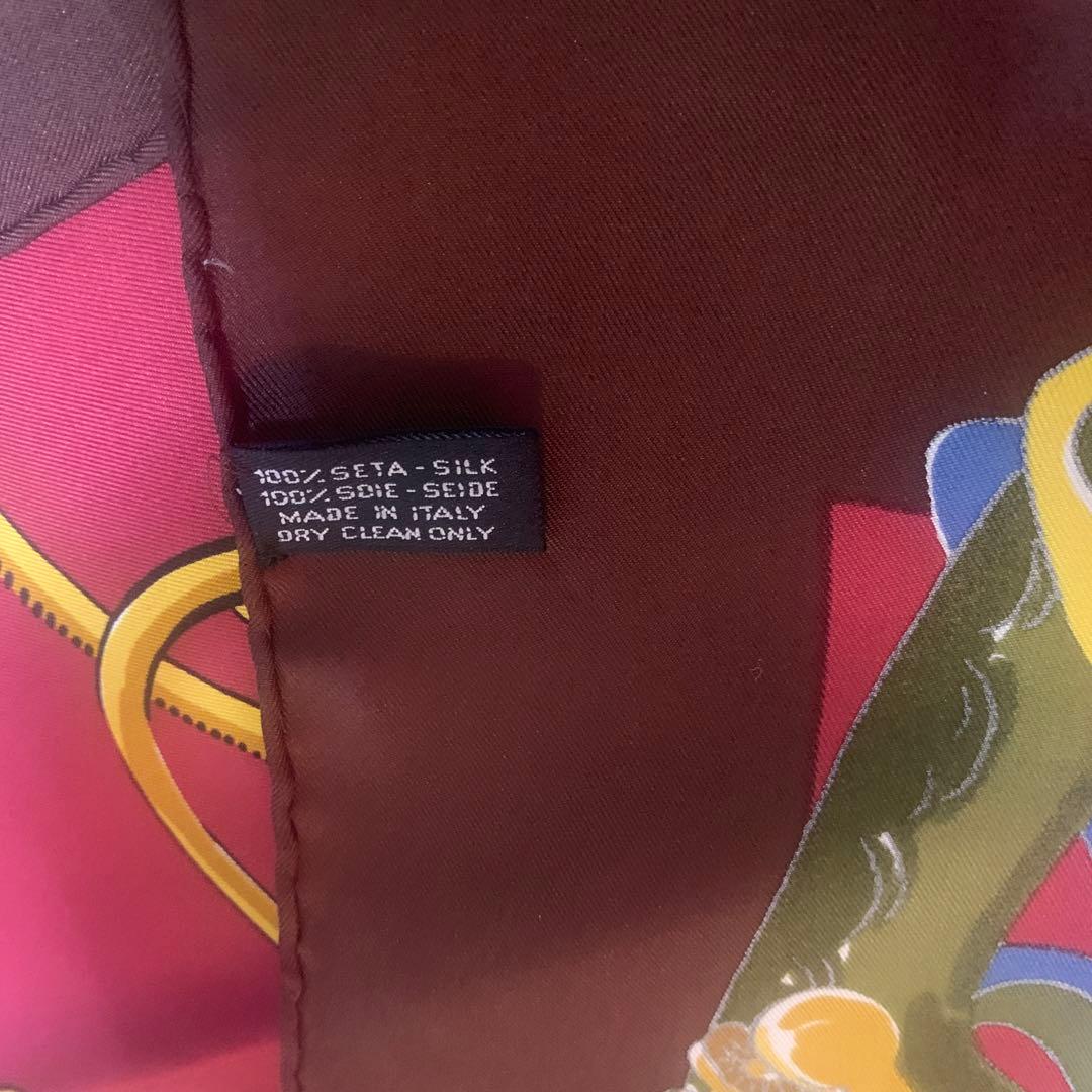 d*4様 CELINE シルクスカーフ レッド・ブラウン馬具柄　冬特価〜2/15