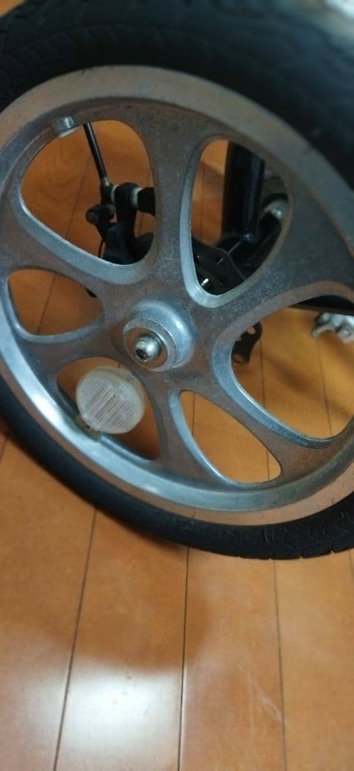 専用送料込み【ノーパンクタイヤ】四輪自転車クークル 三輪自転車