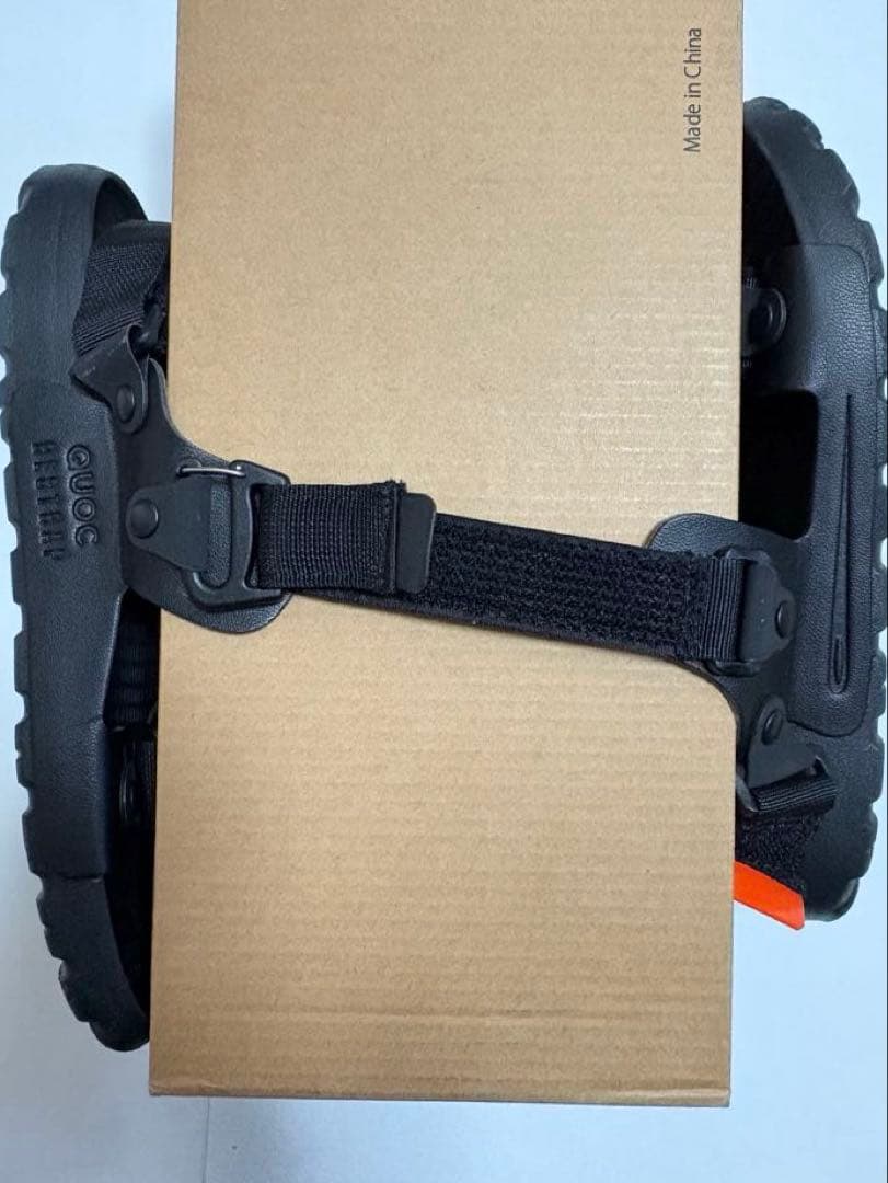 値下げQUOC×Restrap Sandal ブラックEU40