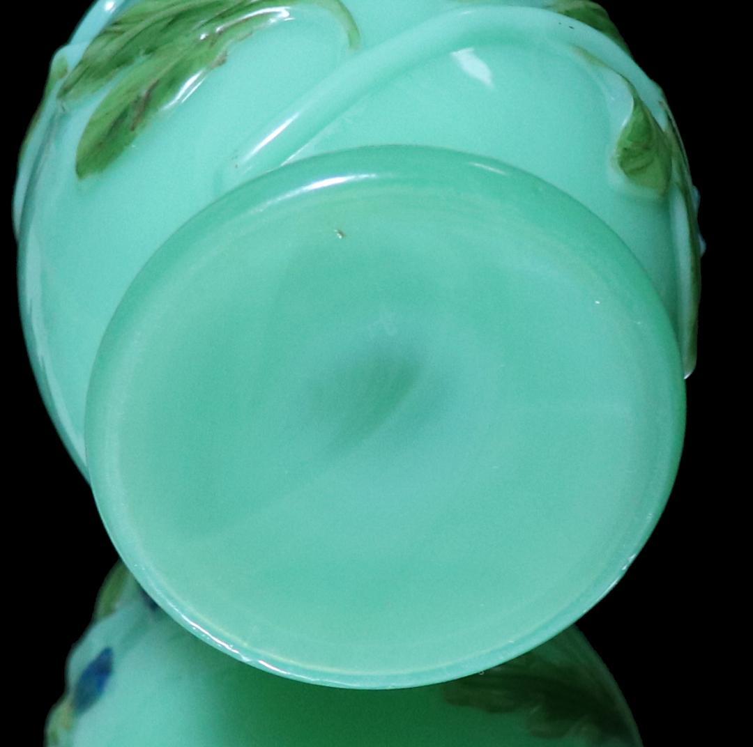 オールド・バカラ 博物館級 高級シリーズ 19世紀 ウランガラス オパーリン花瓶