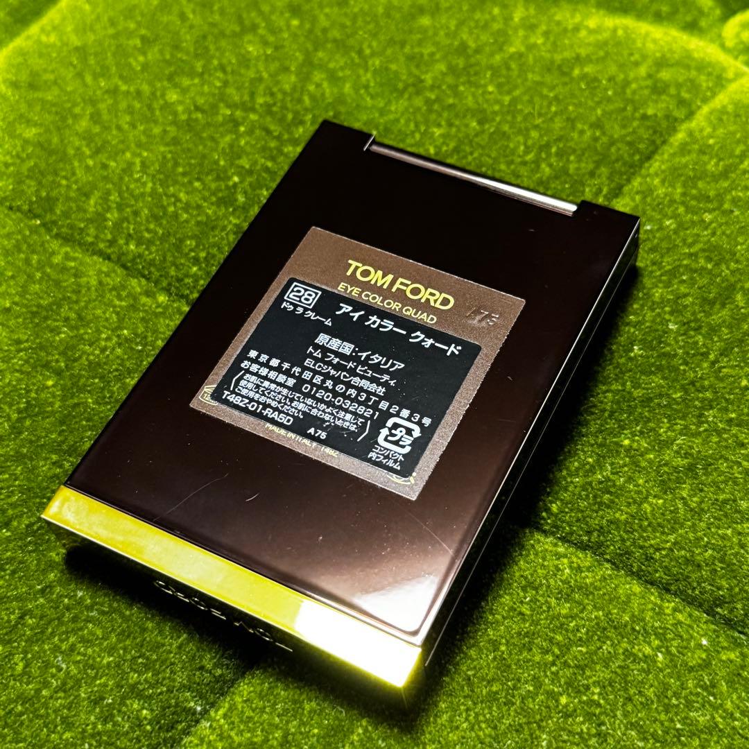 TOM FORD BEAUTY アイカラークォード 28 ドゥ ラ クレーム