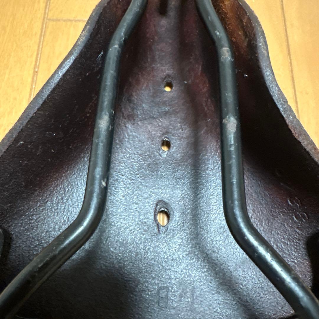 Brooks B17 ブルックス レザーサドル