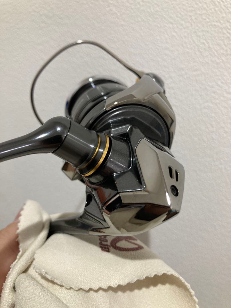 SHIMANO 24TWIN POWER C2000S スピニングリール