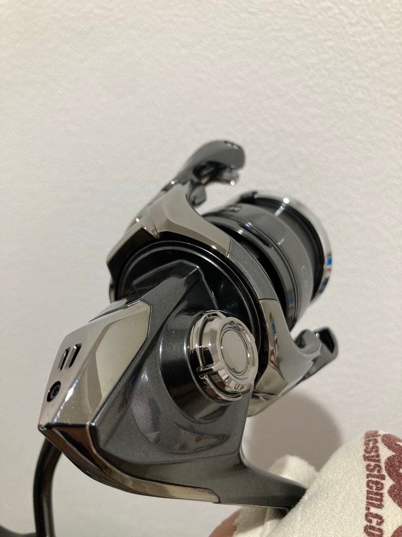 SHIMANO 24TWIN POWER C2000S スピニングリール