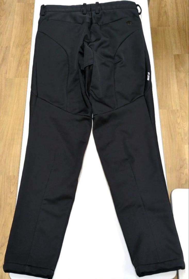 【美品】DESCENTEGOLFパンツ　Sサイズ　秋冬