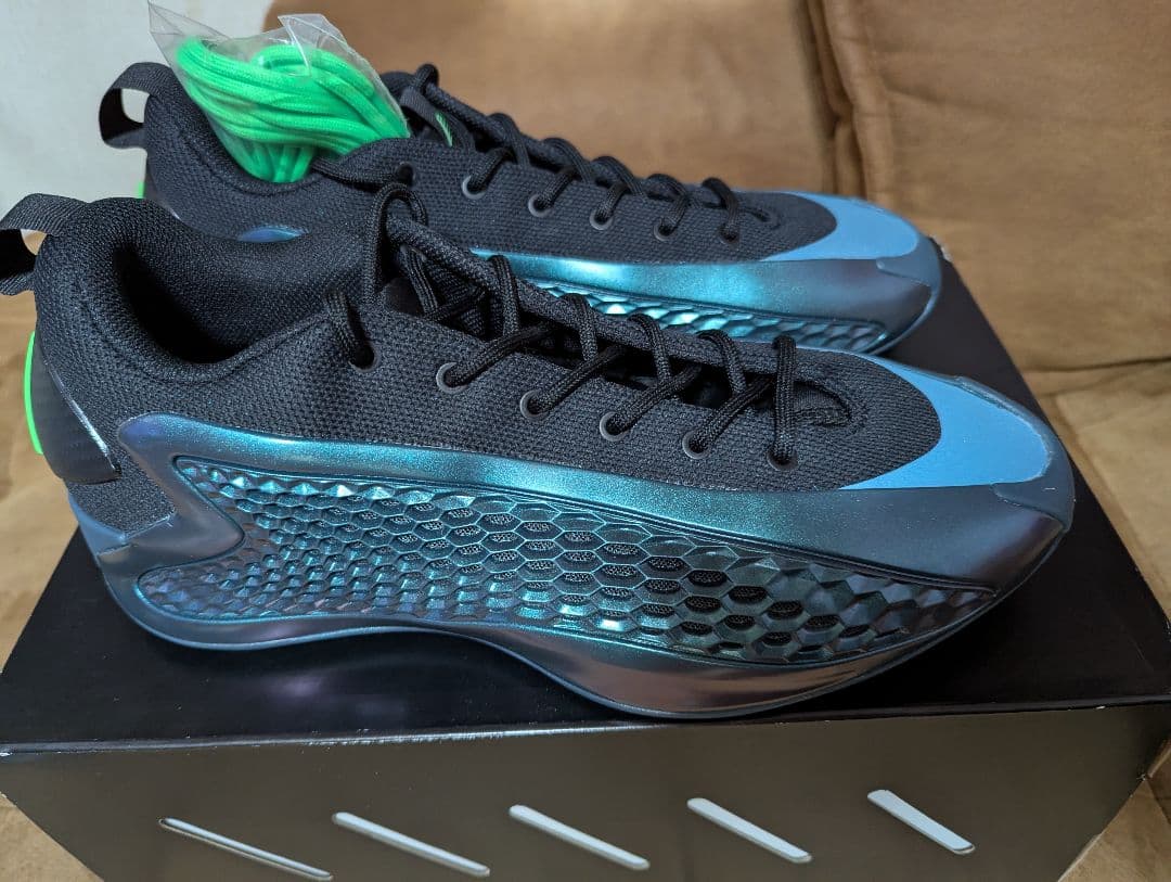 シューズ(男性用) adidas AE1 LOW