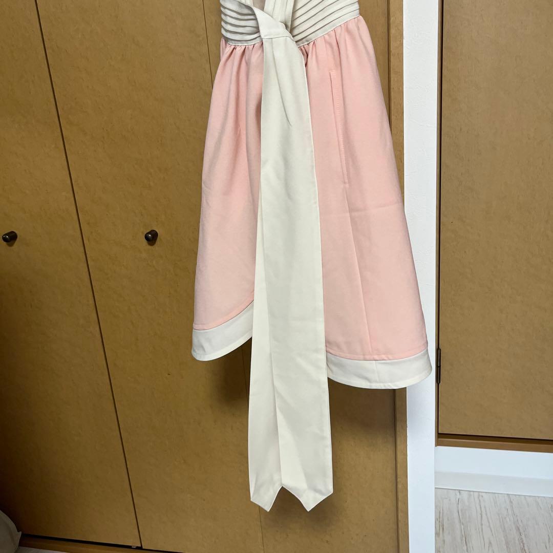 新品未使用タグ付き　アームボーテ　エプロン　ピンク　ホワイト　定価16,500円