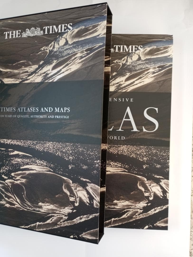 大型の世界地図 THE TIMES ATLAS OF THE WORLD